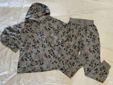 Disney Mickey Mouse Grey Children  s 2 Piece Jogger Set Size 10/ 12 EUC.
