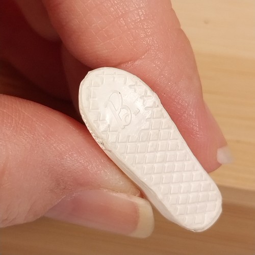 Par de Tenis Blancas Barbie Tenis Zapatos Atléticos Muñeca Calzado Mattel - Imagen 8 de 8