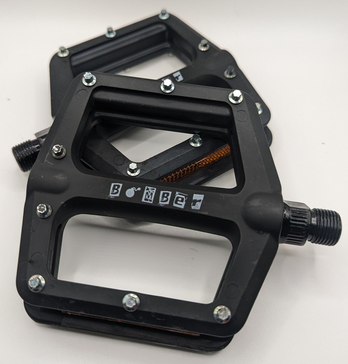 Nylon Bicycle pedals with metal cleats and slim reflectors - Main Image