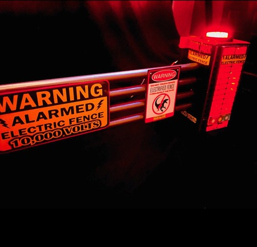 NEW DESIGN 2021 Jurassic Park LE /Premium/Pro RAPTOR FENCE- - Picture 10 of 12