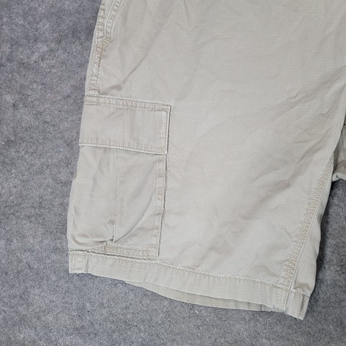 The North Face Shorts Mens 40 Beige Regular Cargo Pockets - Picture 2 of 11