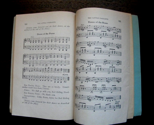 Ten Little Pageants 1926 March Brothers Publishing Co. ** Teachers Play Book - Bild 11 von 13