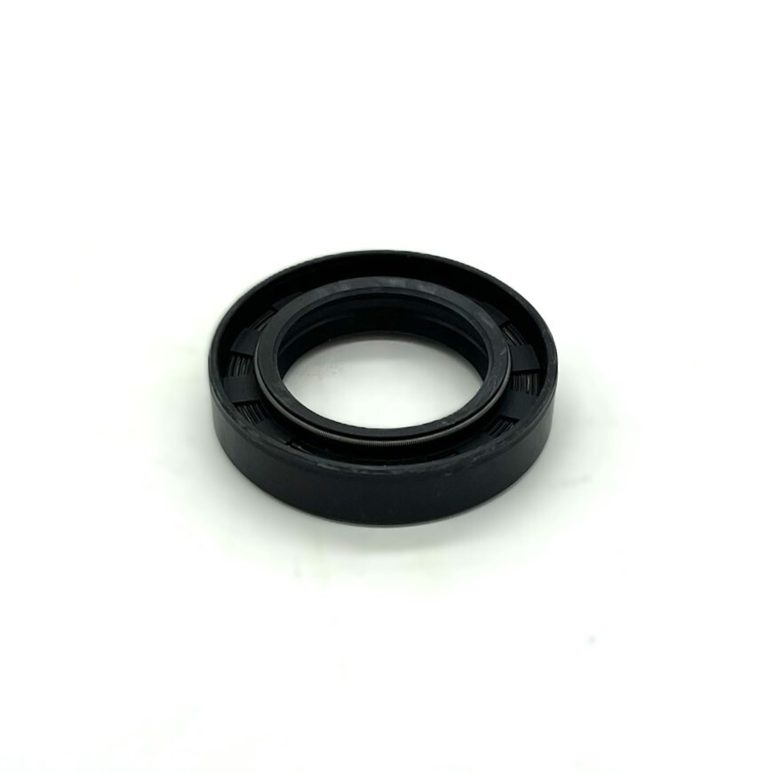 USA　州　スプーン Trans. Output Shaft Seal for Ford 5600 6600 6700 7600 7700