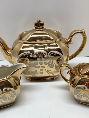 RARE Vtg Sadler Cube teapot creamer sugar gold lusterware set white grape - Picture 2 of 12