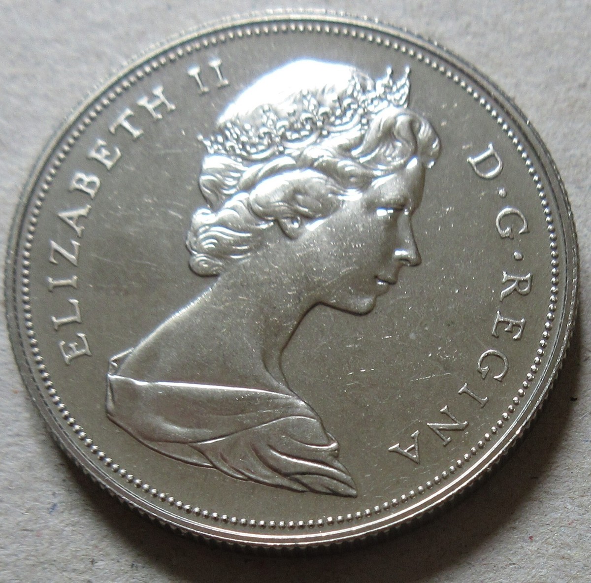 1972 Canada Canoe Nickel Dollar Coin. Canadian $1 Voyageur Dollar