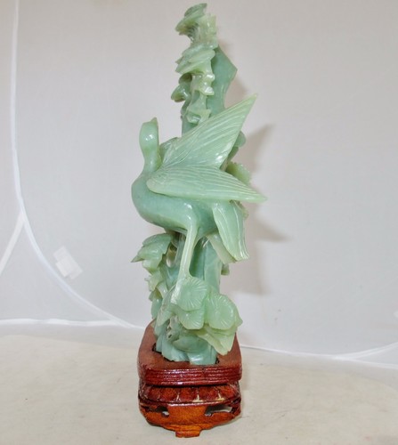 10.9" Vintage Chinese Carved Green Serpentine Pine Tree & Birds Statue w/ Stand - Picture 2 of 12
