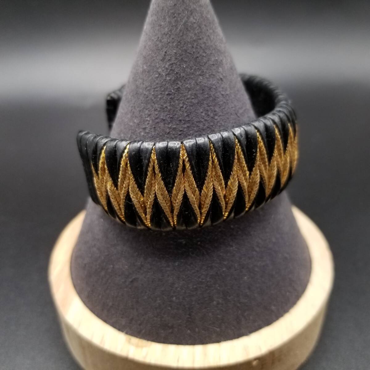 Lightning Zigzag Design Pattern Black Cuff Wide S… - image 5