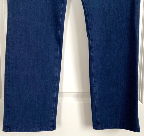 NWT LL Bean Classic Fit Super Stetch Jeans 18P Pull On High Rise Straight Leg - Picture 7 of 20