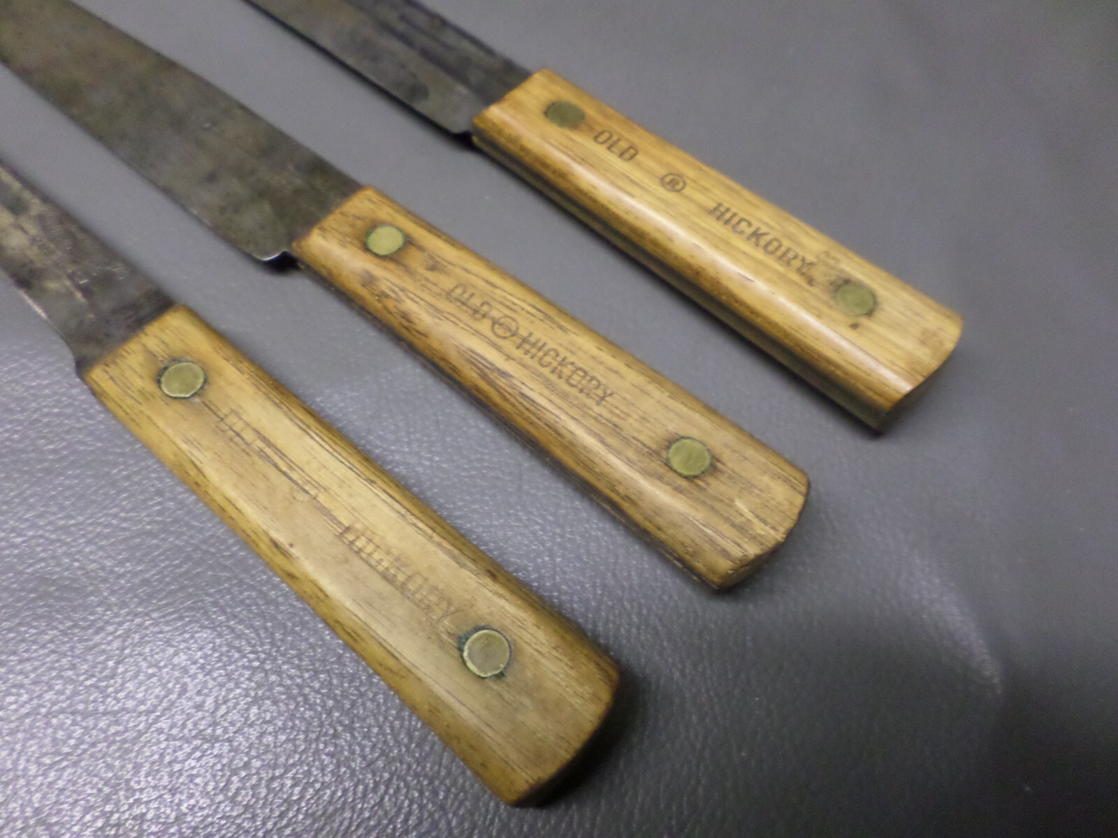 3 VINTAGE ONTARIO KNIFE CO. TRU EDGE OLD HICKORY BUTCHER KNIVES SOLID