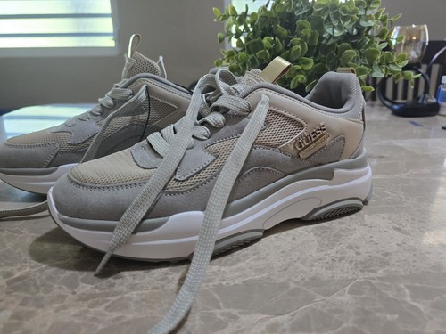Guess Damen-Sneakers aus Netz NEU Größe 7,5  - Bild 2 von 15