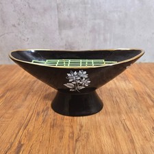 Mantelvase Wade schwarz & goldrandig, mattierte Blumen mit original Drahtfrosch.