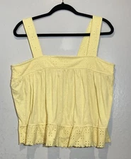 Secret Treasures Eyelet Crinkle Knit Tank Top Size L Yellow Coquette Boxy Boho