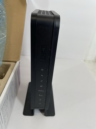 NETGEAR C3700 Gigabit N600 Dual Band WiFi DOCSIS 3.0 Cable Modem Wireless Router - Picture 3 of 8