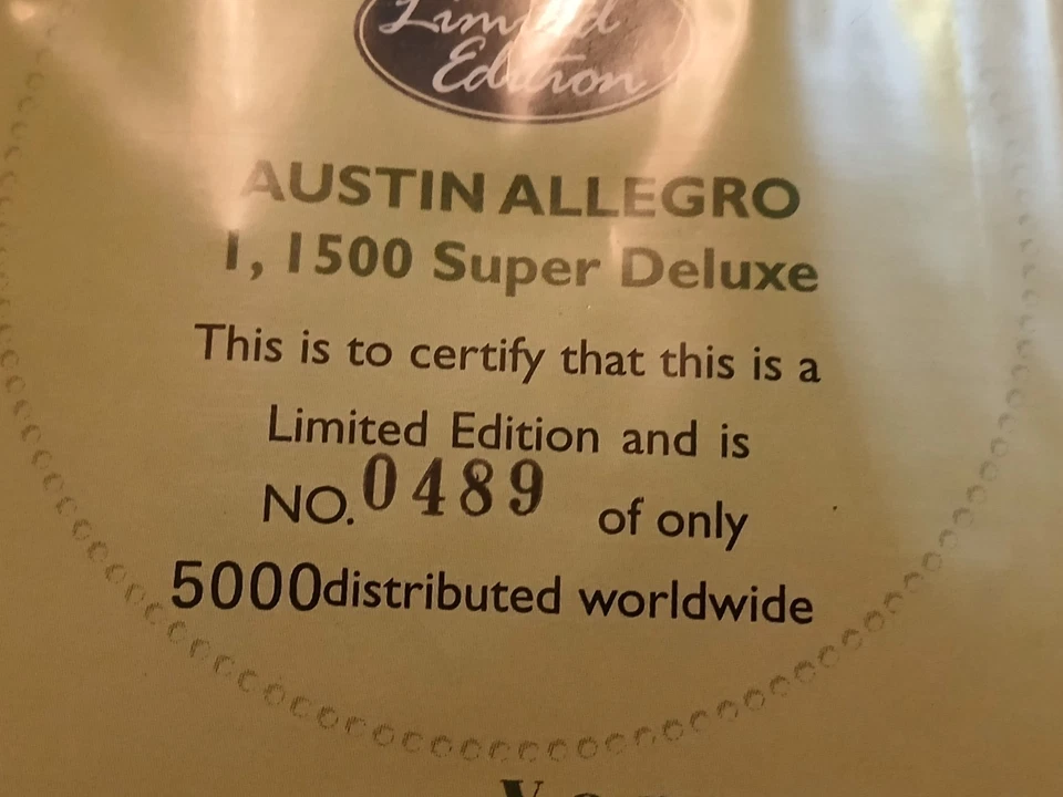 Corgi Vanguards 1/43 Scale VA04504 Austin Allegro Series I 1500 Super* LE - Image 3 of 4