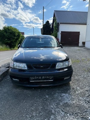 Saab 9-5 Baujahr 2000 mit TÜV bis 02/2027 MOTORSCHADEN an Selbstabholer - Bild 1 von 4