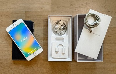   APPLE IPHONE 8 PLUS WEIß 64GB OHNE SIMLOCK TOP ZUSTAND