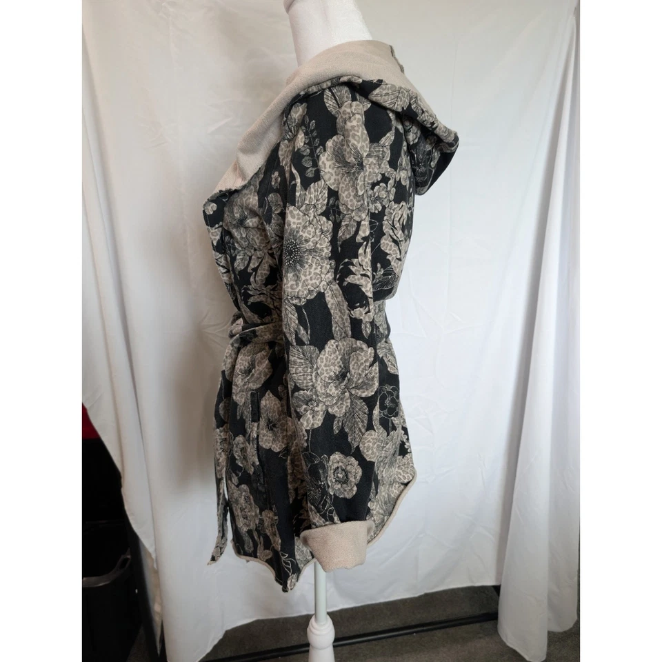 Cárdigan sudadera con capucha envolvente de felpa francesa floral pequeña Lucky Brand para mujer Foto 4 de 4