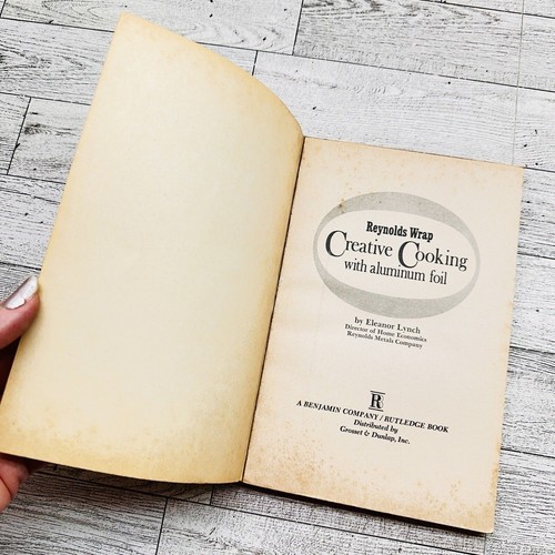 1967 Reynolds Wrap Cookbook Aluminum Foil VTG BBQ Grilling Game Meat Fish Recipe - Picture 3 of 14