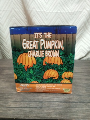 Memory Lane It's The Great Pumpkin, Charlie Brown Snoopy Nuevo en caja - Imagen 2 de 6