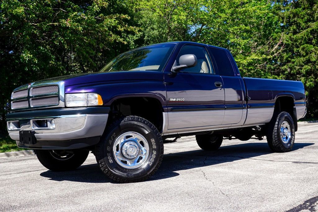 1999 Dodge Ram 2500 for sale in Naperville Illinois
