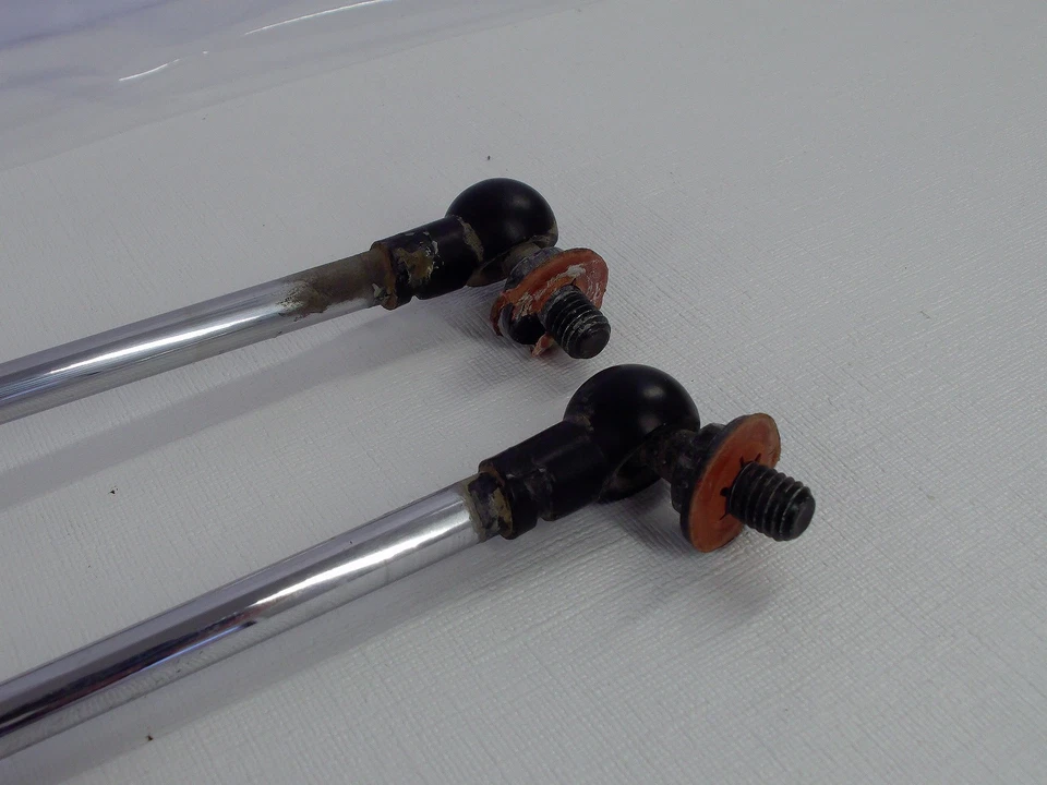 2005-2009 Subaru Outback Rear Tailgate Liftgate Hatch Support Lift Strut Set OEM - Image 2 of 4