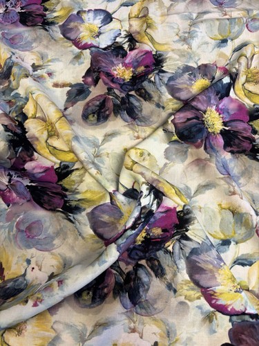2.5 Metres Lilac Grey Floral Printed 100% Viscose Dress Fabric. - Picture 4 of 4