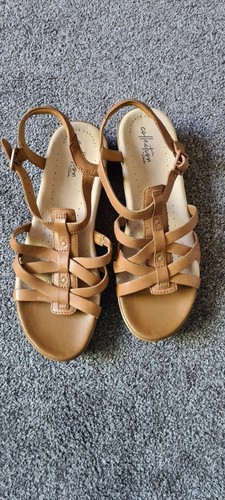 Sandali Clarks Loomis Katey in pelle marrone taglia 6D nuovi senza scatola