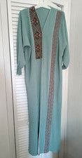 abayas for women muslim light green size M