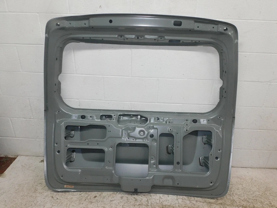 2006 2007 2008 2009 2010 2011 2012  KIA SEDONA REAR LIFTGATE SHELL Foto 3 de 4