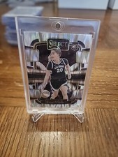 2024 Panini Select WNBA - Concourse Silver Flash Prizm #22 Kate Martin (RC)