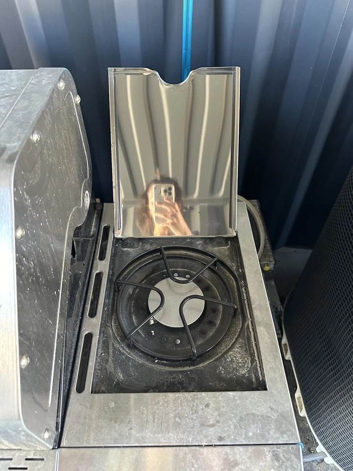 Parrilla de gas propano Nexgrill Deluxe de 6 quemadores con quemador lateral abrasador y... Foto 4 de 4