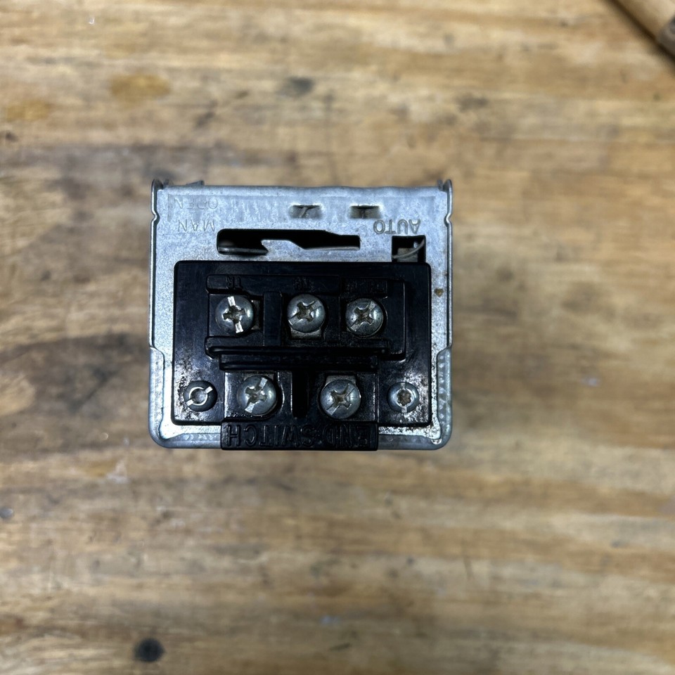 Replacement Zone Valve Actuator Motor Head For Honeywell V8043E (24V, Normally Closed) - Fits Part # 40003916-026