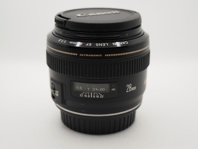 Canon EF 28mm f/1.8 USM   Fast Wide Angle Prime for Canon DSLRs - exc condition