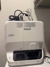 Epson BrightLink 695Wi H740A 3LCD Projector  Ultra Short w 5015h