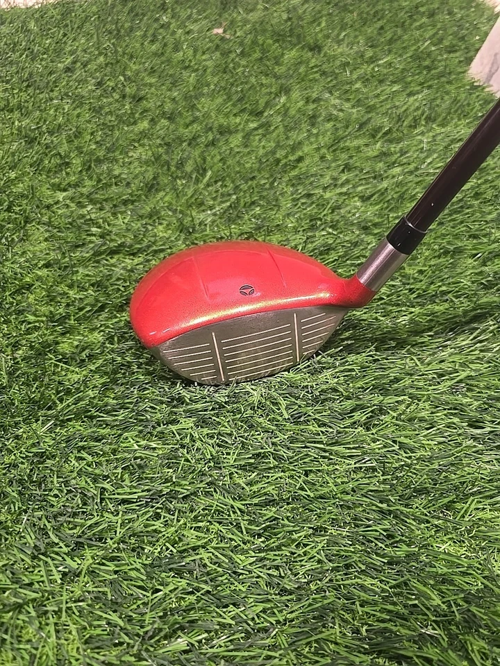 TaylorMade Firesole Titanium Driver 9.5° R-Flex R-80 Bubble Shaft RH 45" UPC132 - Image 2 of 4