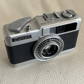 Canon demi EE28 SH 2 8/28 Halbfomat 24x18