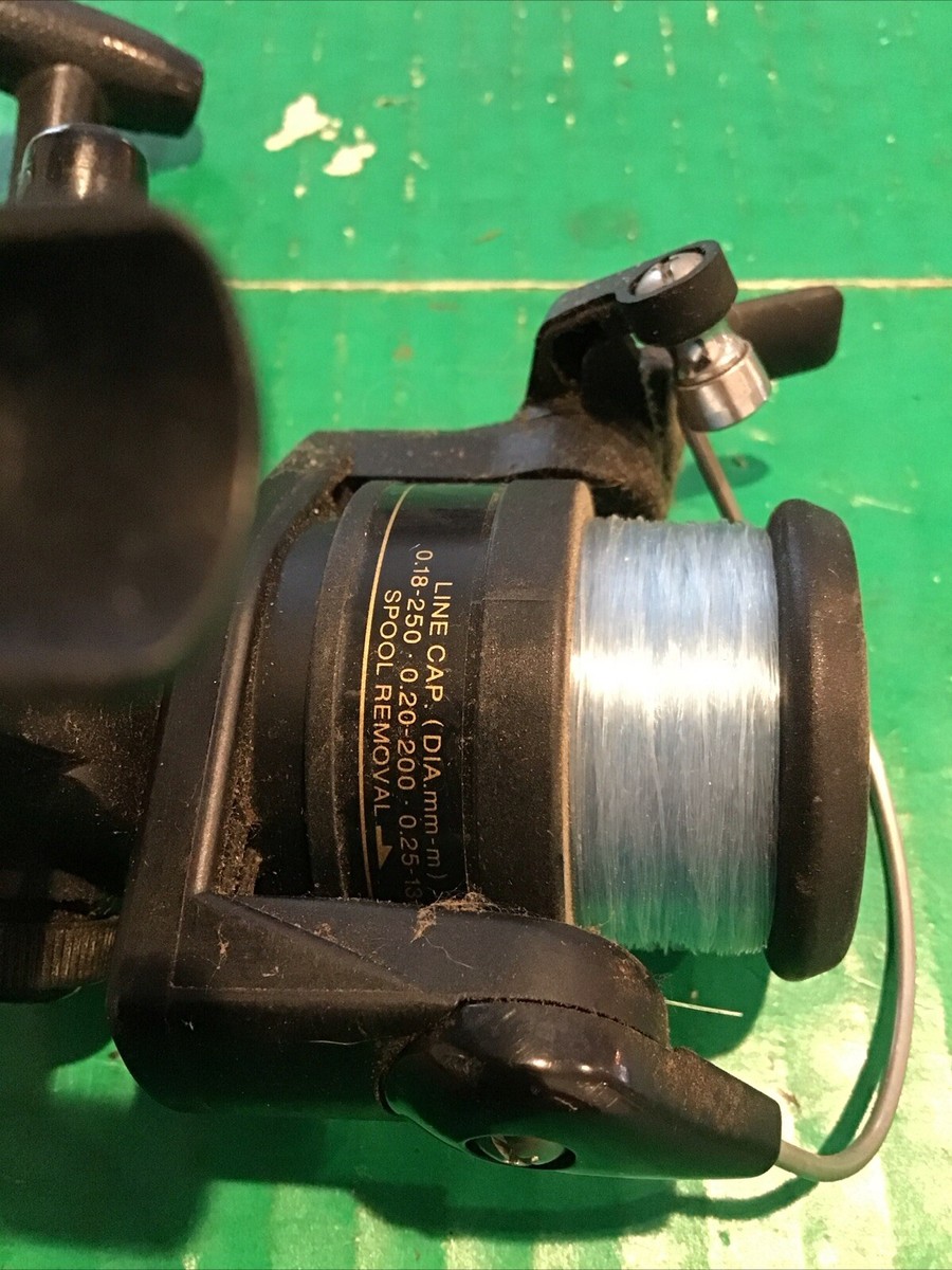 Vintage SHIMANO IX R2000 Fishing Spinning reel Rear Drag
