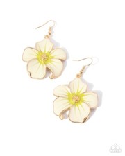 Paparazzi Floral Flavor - Gold - Cream Flower - Gold Studded Center Earrings