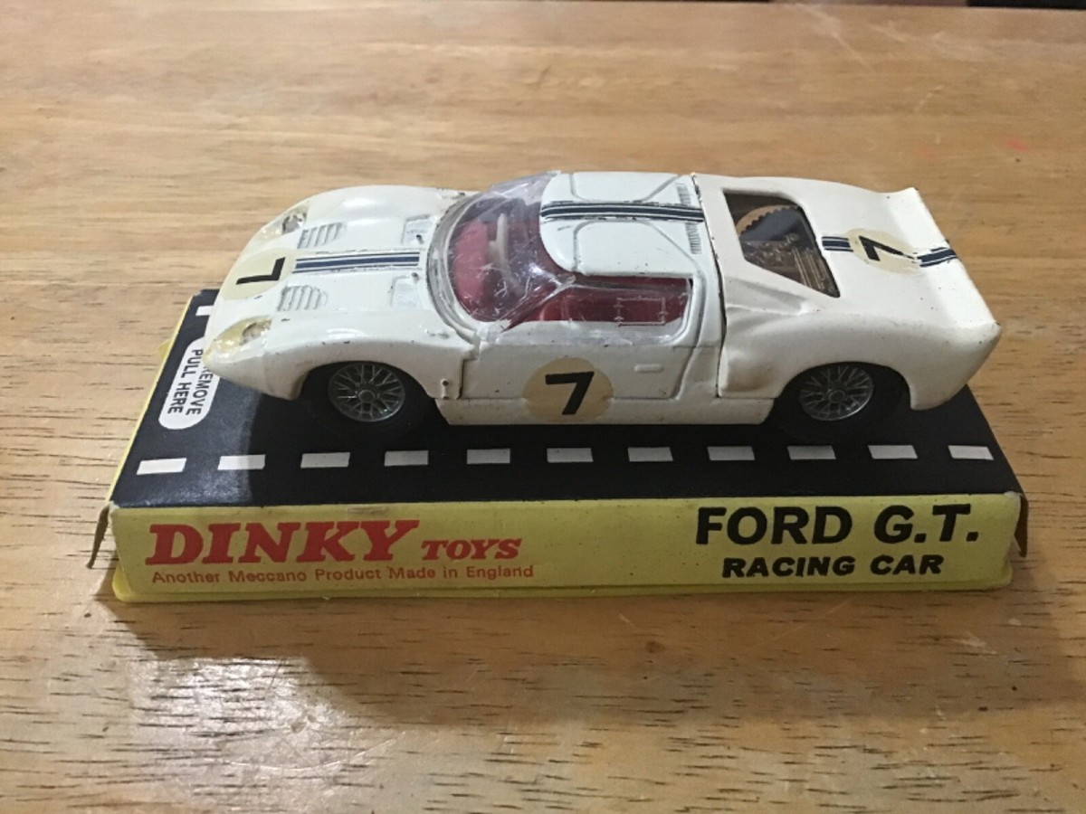 激レアDINKY TOYS FORD G.T. RACING CAR Vintage Dinky Ford GT Racing Car Number 215 With Display no