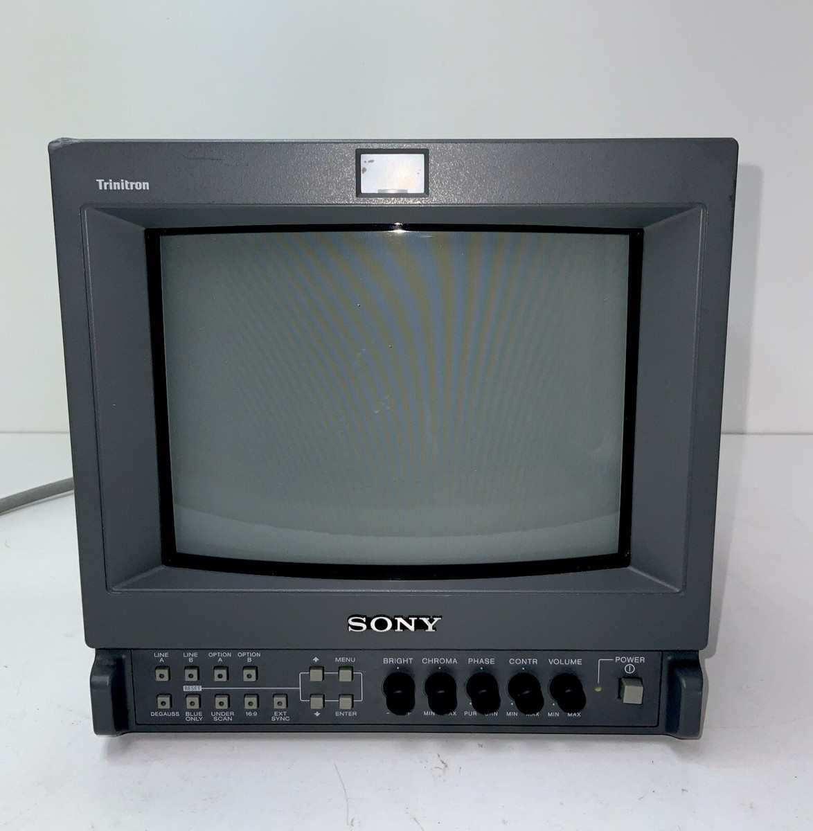 ソニー業務用トリニトロンモニターPVM-9L2中古ジャンク品の出品です。 ソニー業務用トリニトロンモニターPVM-9L2中古ジャンク品の出品です