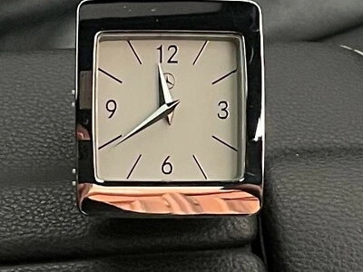 Mercedes Analog Uhr W212 CLS 218  A2188270000  A2188270070 - Bild 1 von 3