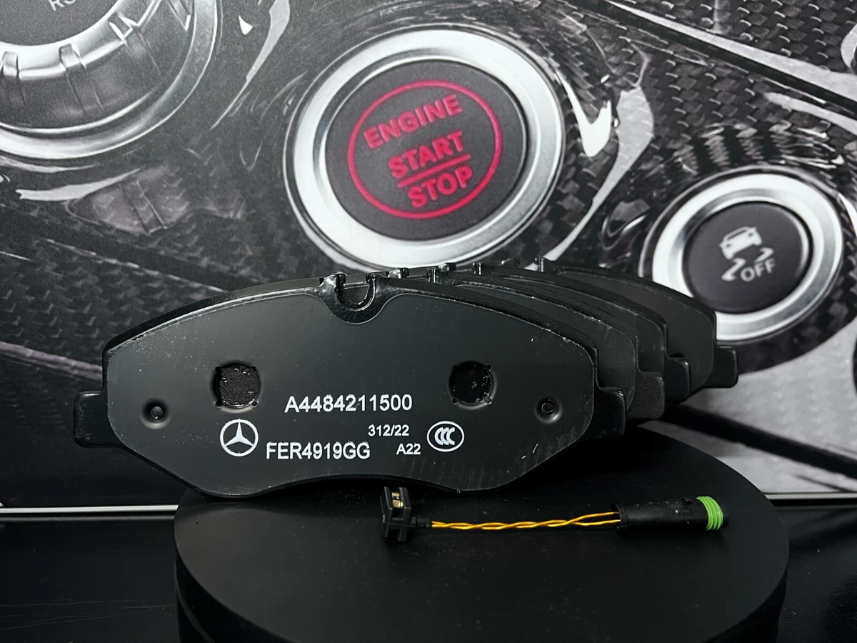 Genuine Mercedes-Benz 447 Viano FRONT Brake Pads and Sensor  
