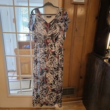 Nine West Women's cold shoulder/side slit Maxi Dress Leaf Print Multi Color