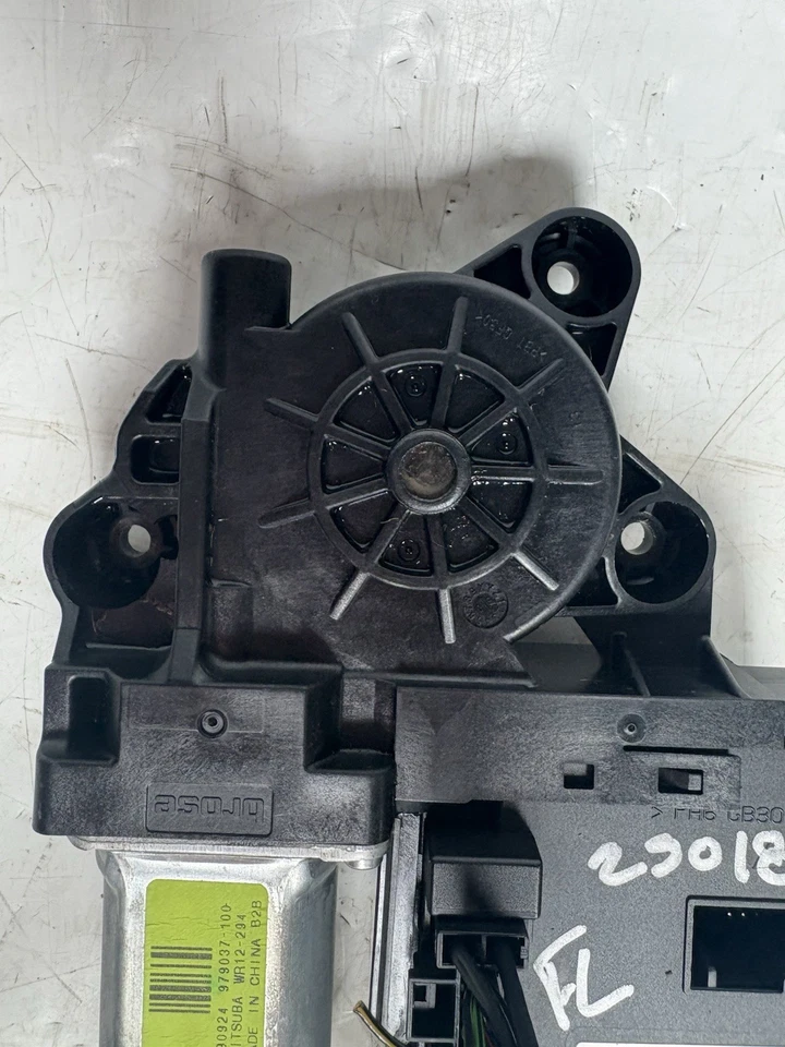 VOLVO V50 S40 2008-2011 montaje motor ventana eléctrica delantera izquierda Foto 4 de 4
