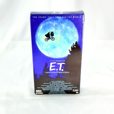 ET The Extra Terrestrial VHS 1982 Green and Black Tape Spielberg
