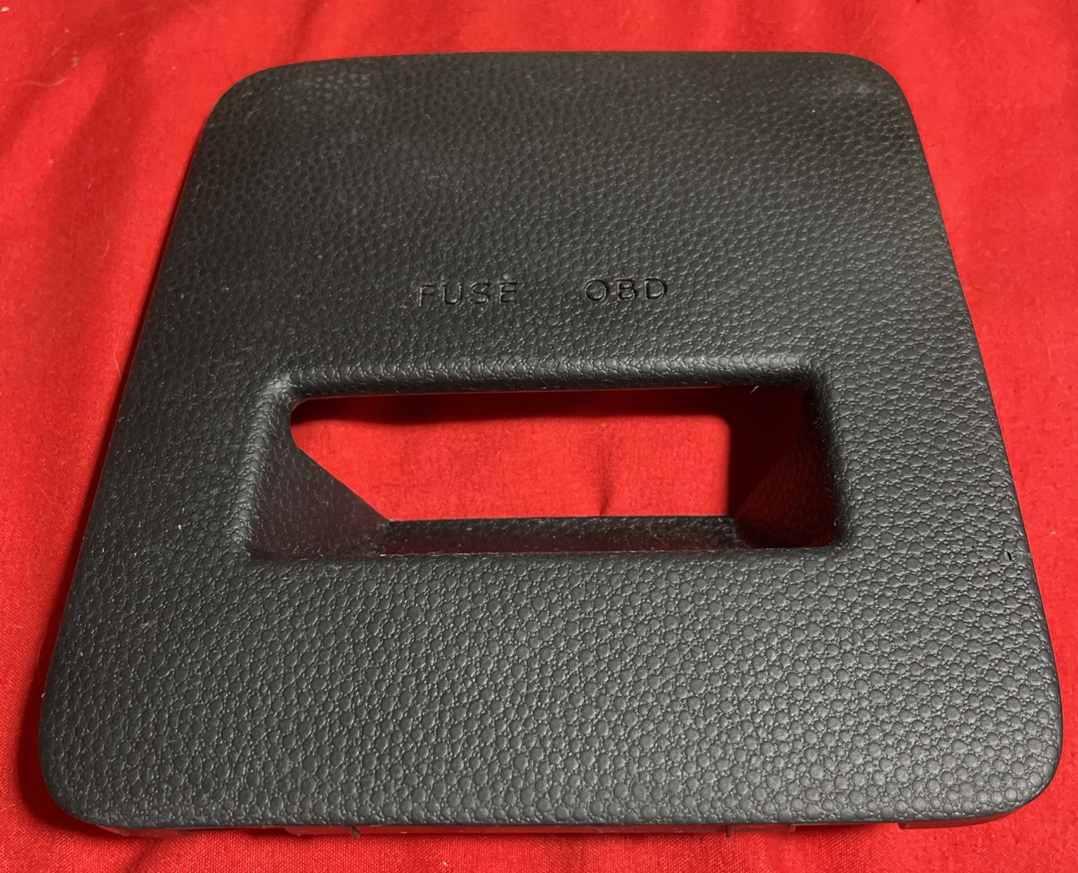 2014-2019 Kia Soul Interior Fuse Box OBD Cover Trim Door Access Panel Black OEM