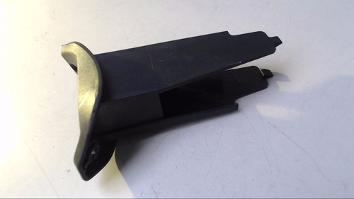 Halter Halterung Stellmotor Tankdeckel 13142277 Opel Astra 1.9 Cdti Caravan DPF