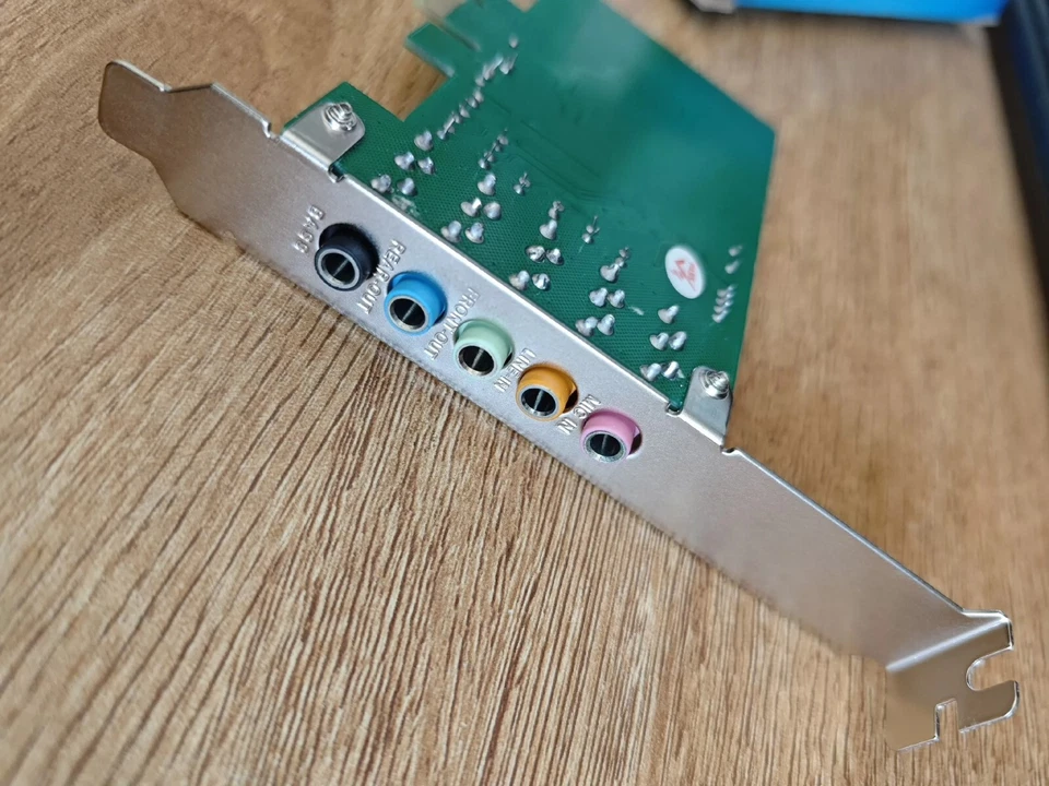 CMI8738  PCI-6CH C3DX series /PCI-Based HRTF 3D Extension Positional Audio Chip - Image 4 of 4