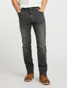 mustang tramper tapered slim fit medium rise tapered leg