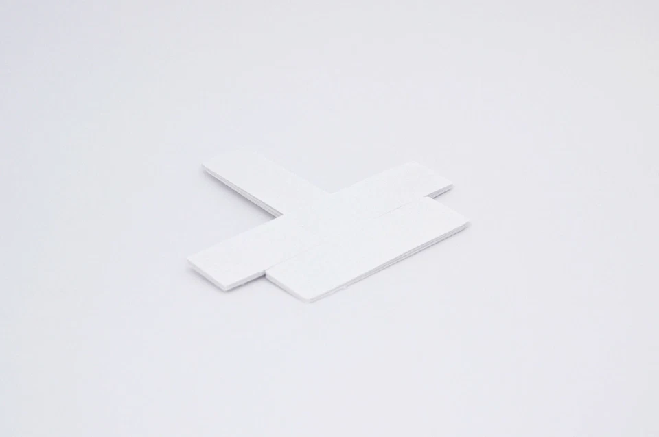 25 x Small White cardboard Box for Small Product or Gift Box 2x2x2 cm - Image 3 of 3